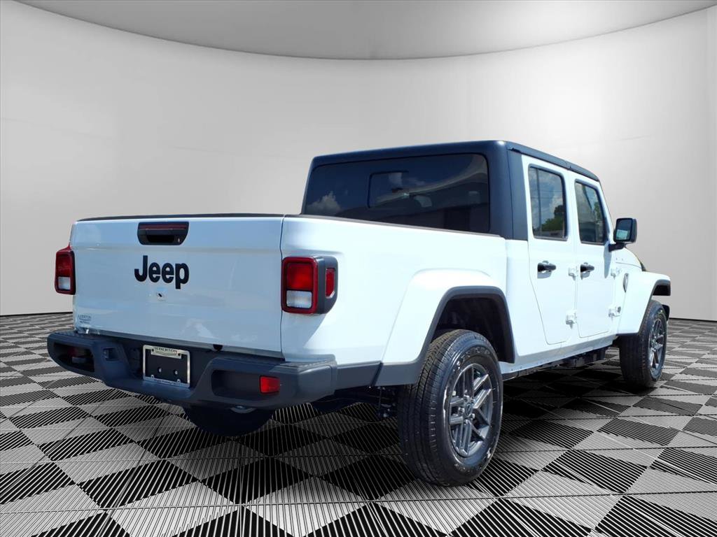 New 2026 Jeep Gladiator Sport AWD/4WD image 23