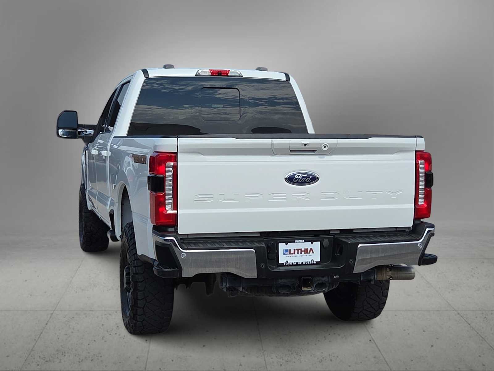 Used 2024 Ford F250 Lariat w/ Tremor Off-Road Package AWD/4WD image 7