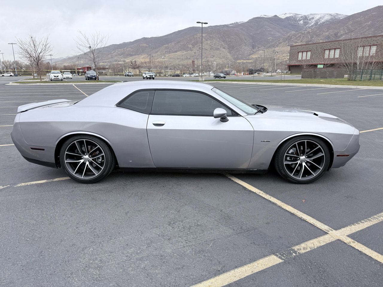 Used 2015 Dodge Challenger R/T w/ Quick Order Package 22B R/T image 6