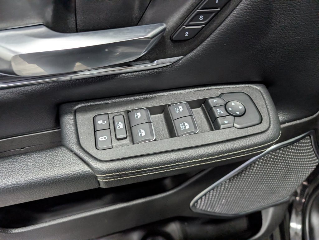 Used 2026 RAM 1500 Laramie AWD/4WD image 14