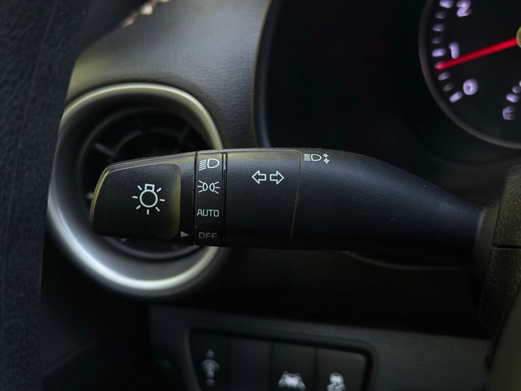 Certified 2021 Kia Forte LXS FWD image 27