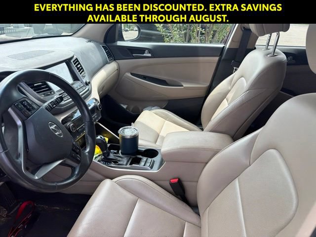 Used 2016 Hyundai Tucson Limited w/ Option Group 03 FWD image 10