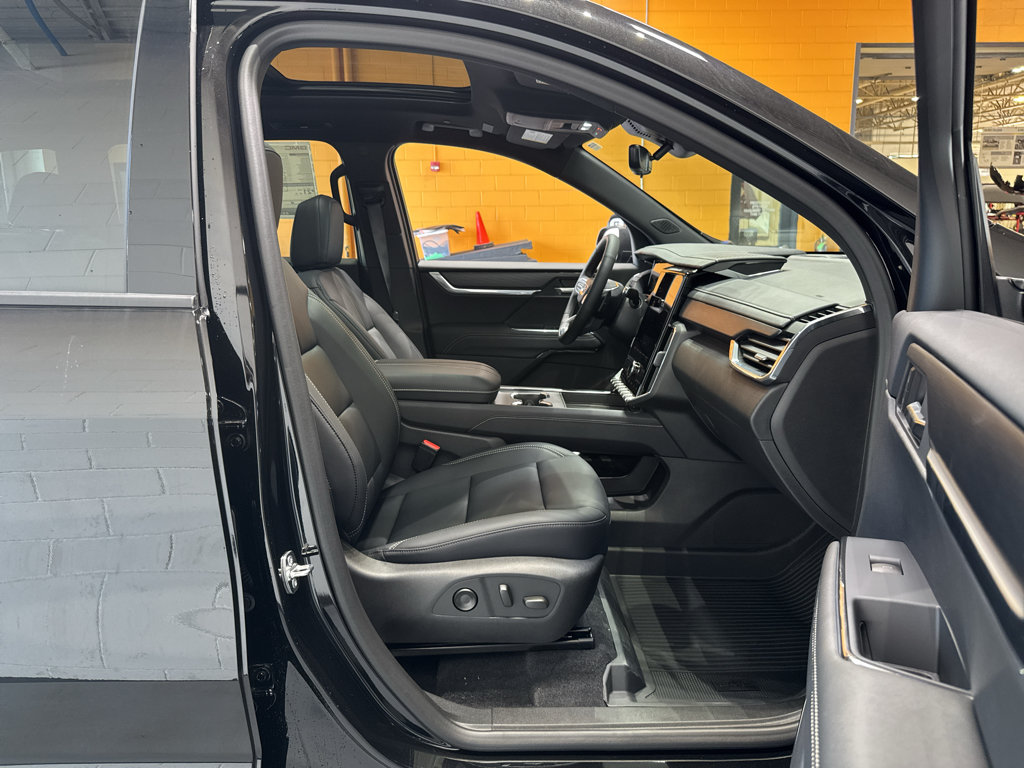 New 2026 GMC Acadia Elevation w/ Elevation Premium Package AWD/4WD image 19