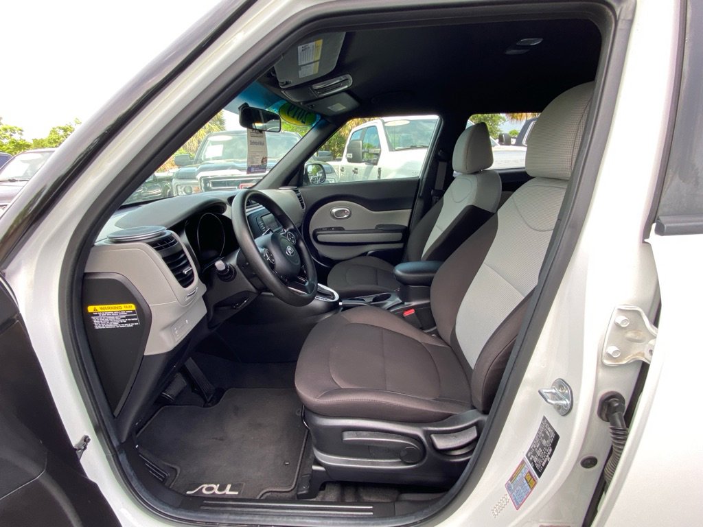 Used 2019 Kia Soul image 26