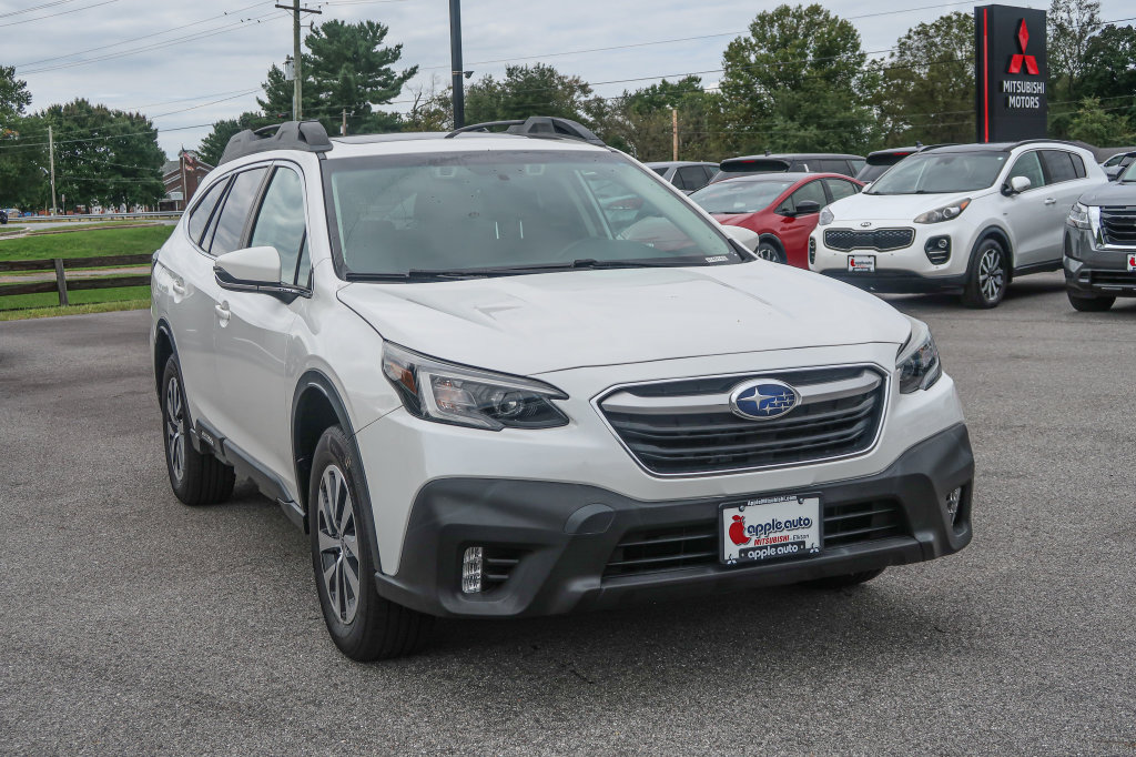 Used 2022 Subaru Outback Premium AWD/4WD image 6