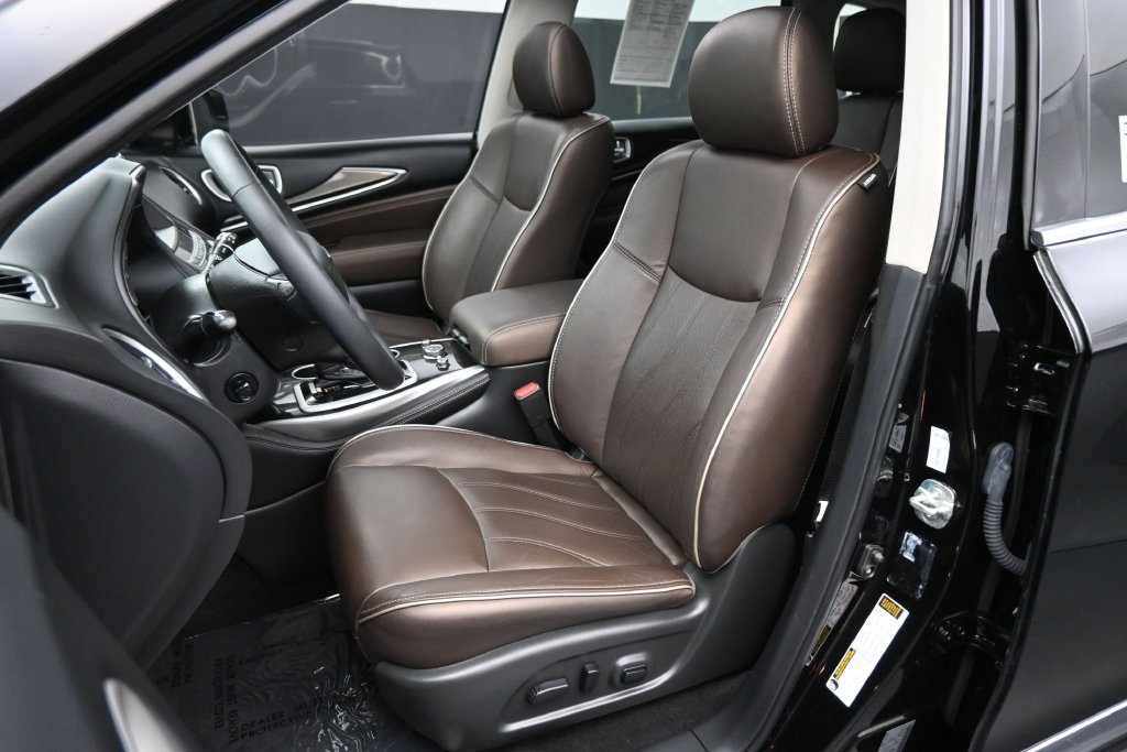 Used 2020 INFINITI QX60 Luxe w/ Essential Package FWD image 19