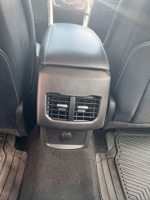 Used 2020 Ford Fusion SEL FWD image 17
