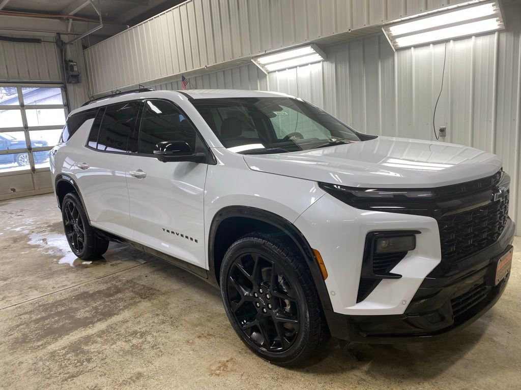 New 2026 Chevrolet Traverse RS w/ LPO, Floor Liner Package AWD/4WD image 5
