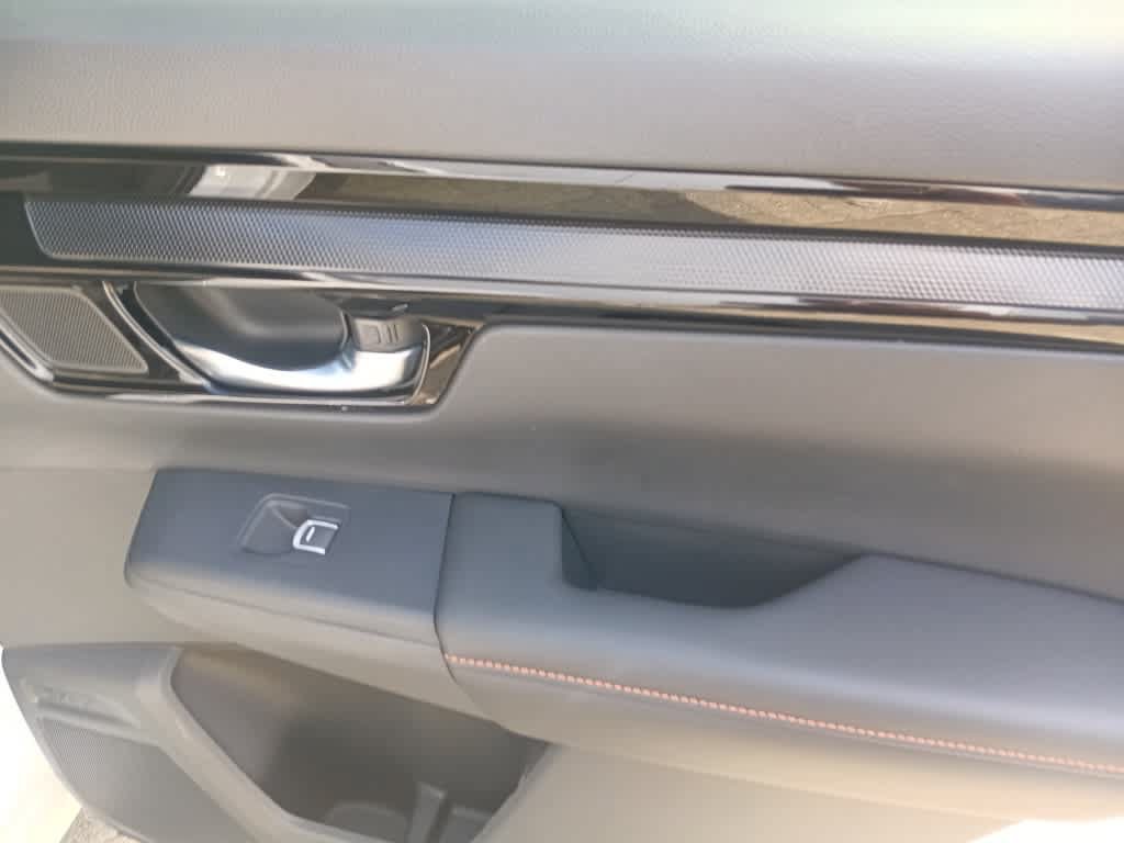 Used 2025 Honda CR-V Sport Touring image 23