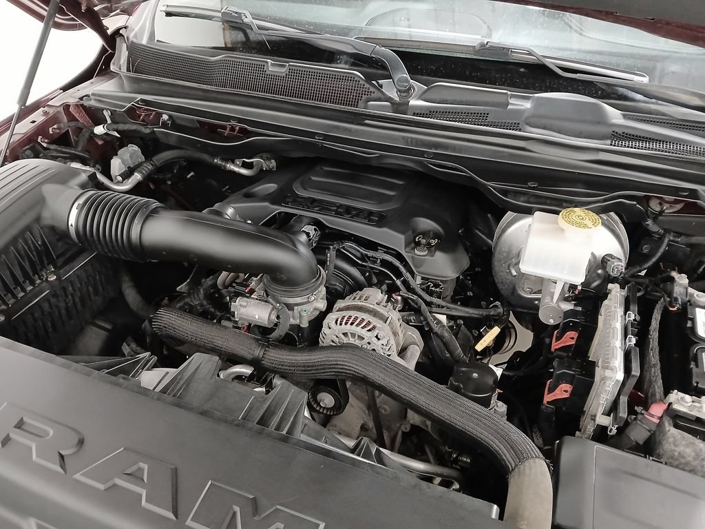 Used 2019 RAM 1500 Laramie AWD/4WD image 29