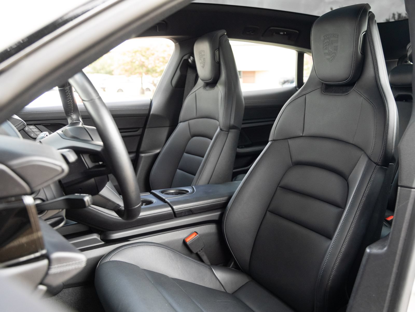 Certified 2024 Porsche Taycan 4S AWD/4WD image 4