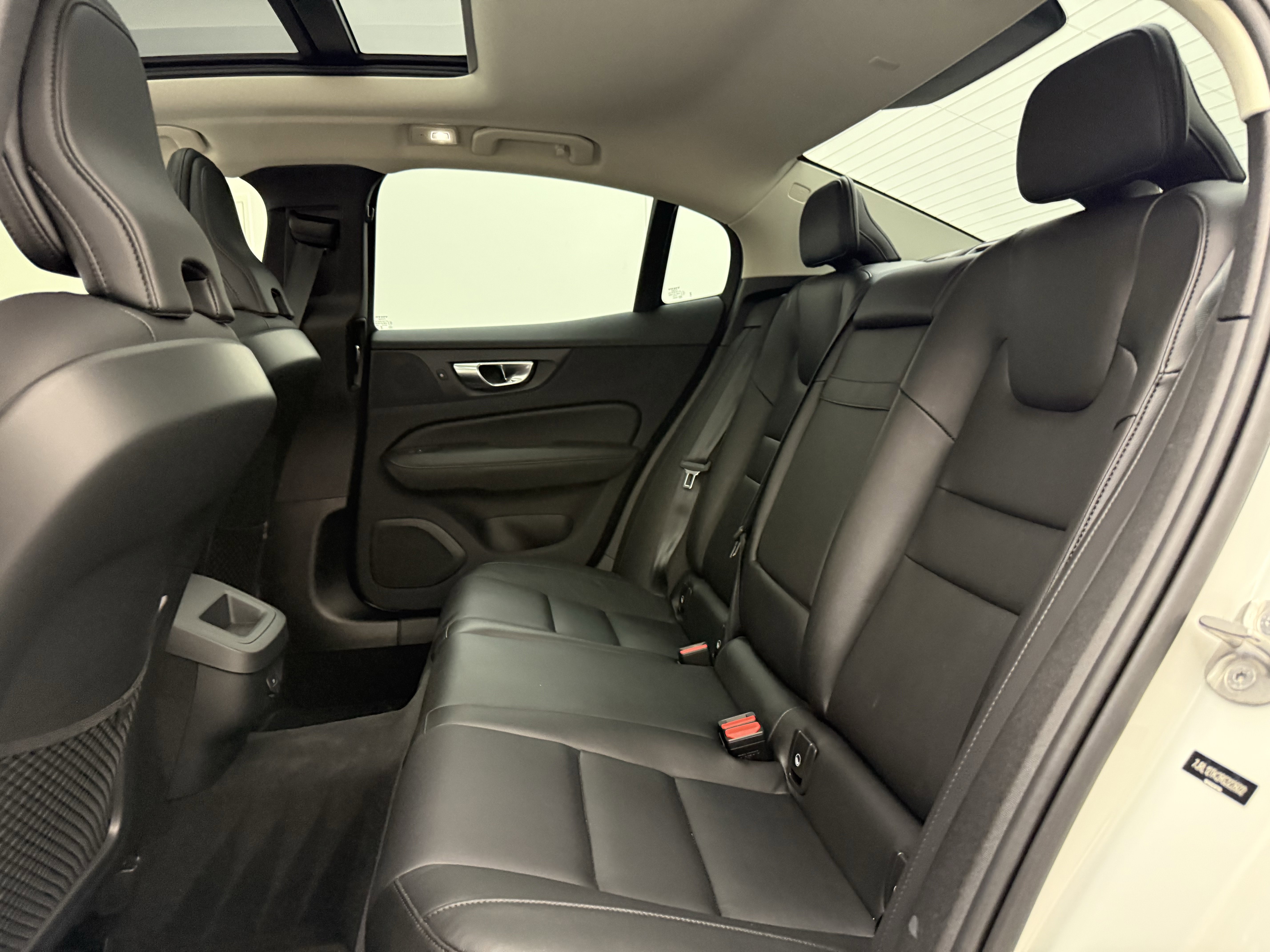 Used 2024 Volvo S60 B5 Core AWD/4WD image 26