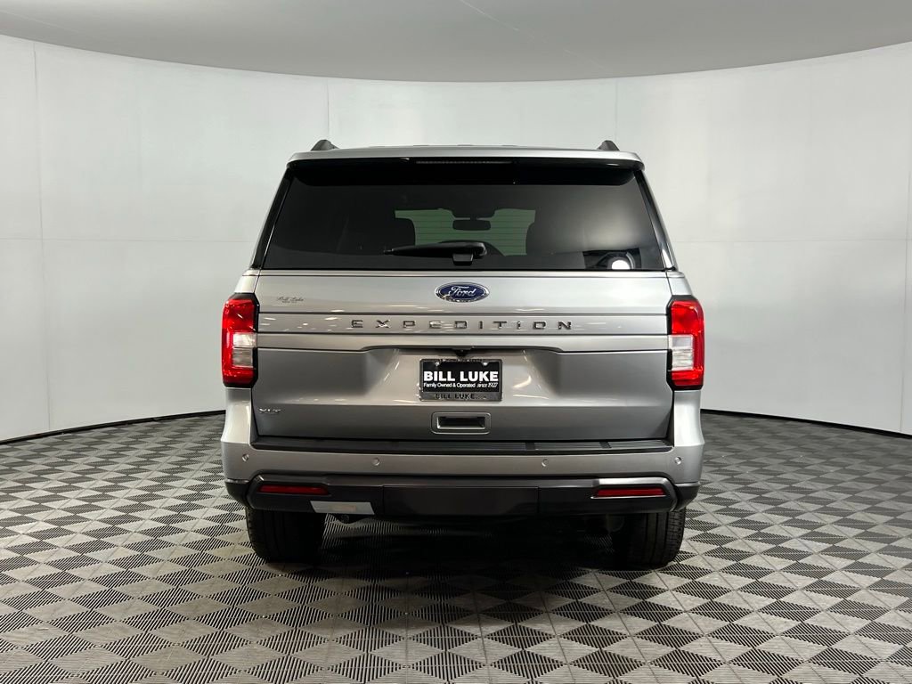 Used 2024 Ford Expedition XLT image 6