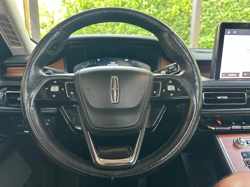 Used 2020 Lincoln Aviator Reserve w/ Equipment Group 201A AWD/4WD image 16