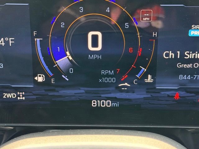 Used 2025 Chevrolet Suburban High Country image 22