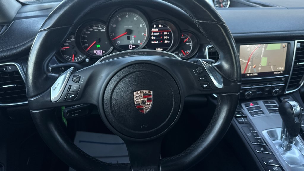 Used 2012 Porsche Panamera 4S image 22