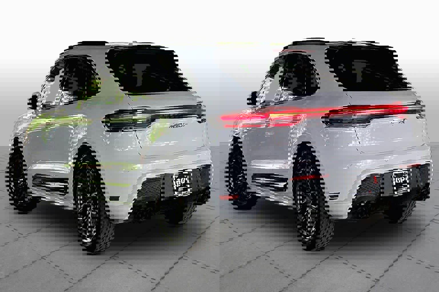 Used 2023 Porsche Macan GTS image 11