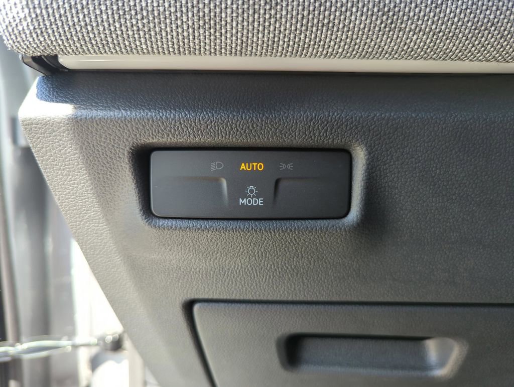 New 2026 Volkswagen Tiguan S image 38