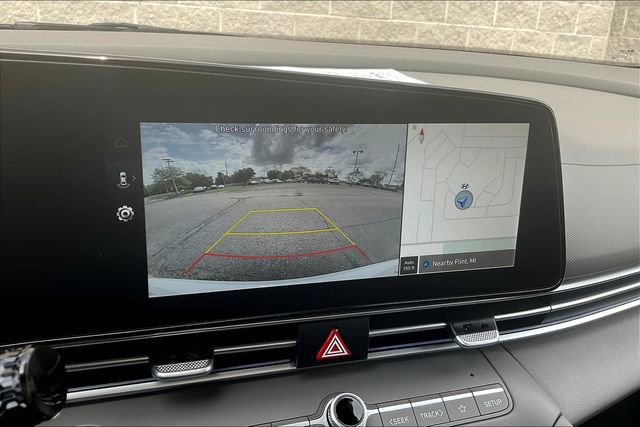 New 2025 Hyundai Elantra SEL image 22