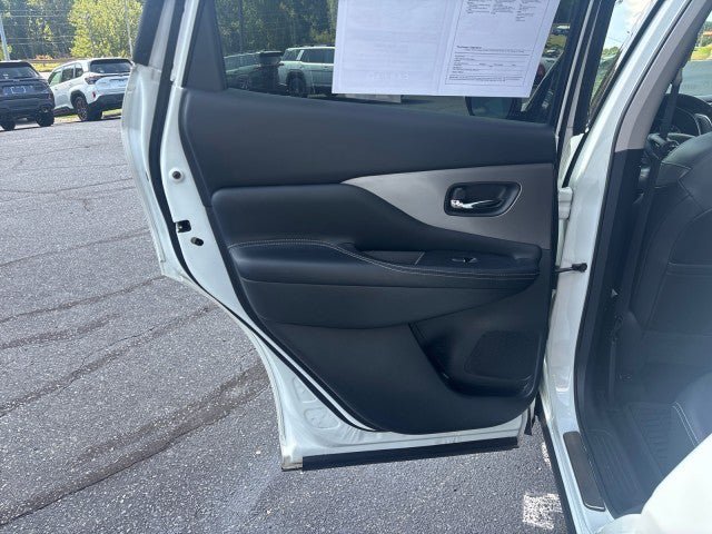 Used 2023 Nissan Murano SL FWD image 30
