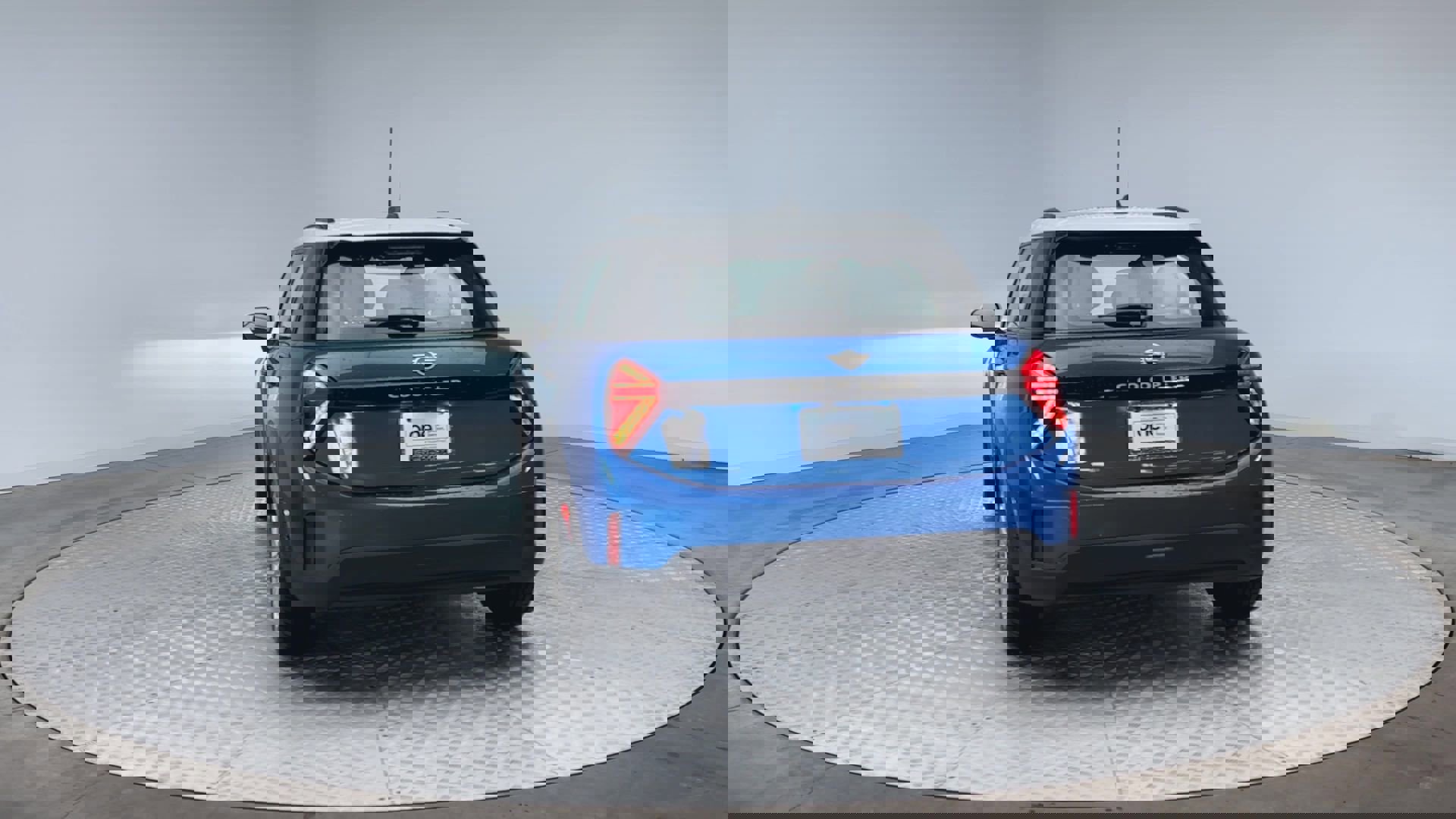 New 2026 MINI Cooper 4-Door Hardtop image 7