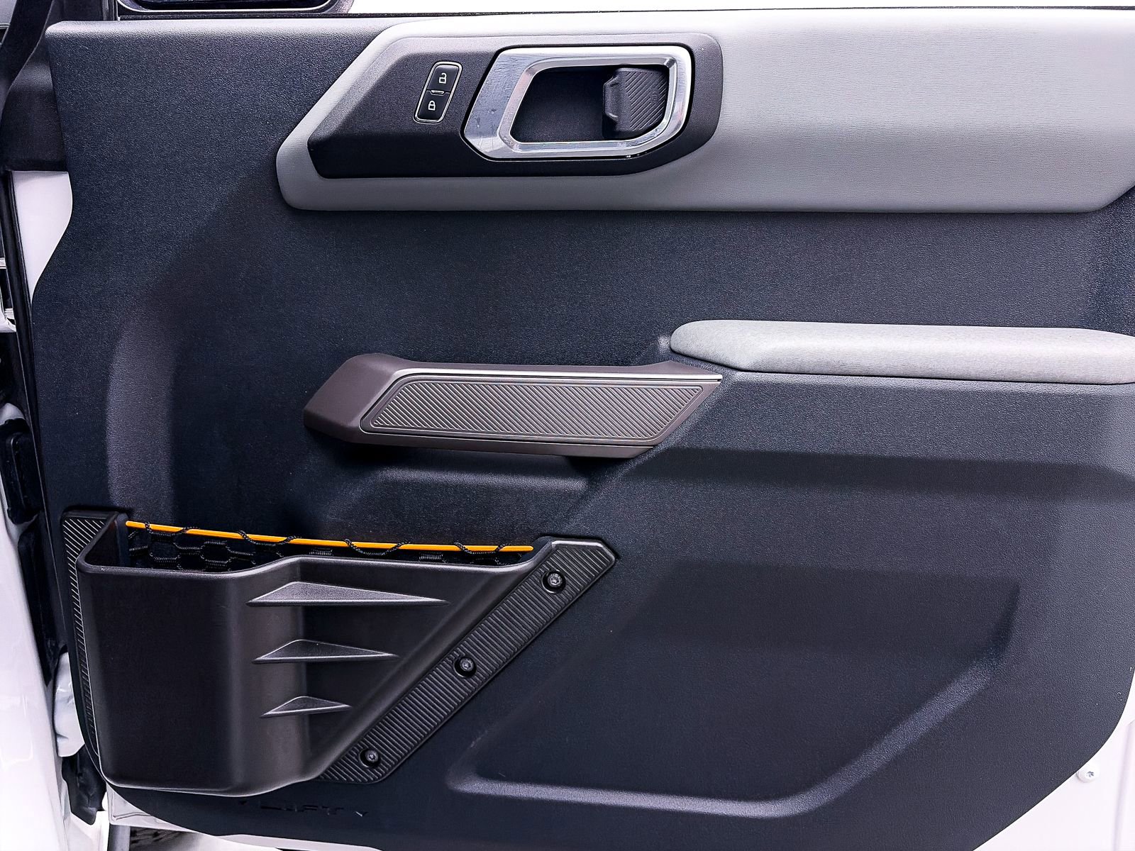 Used 2023 Ford Bronco Badlands image 34