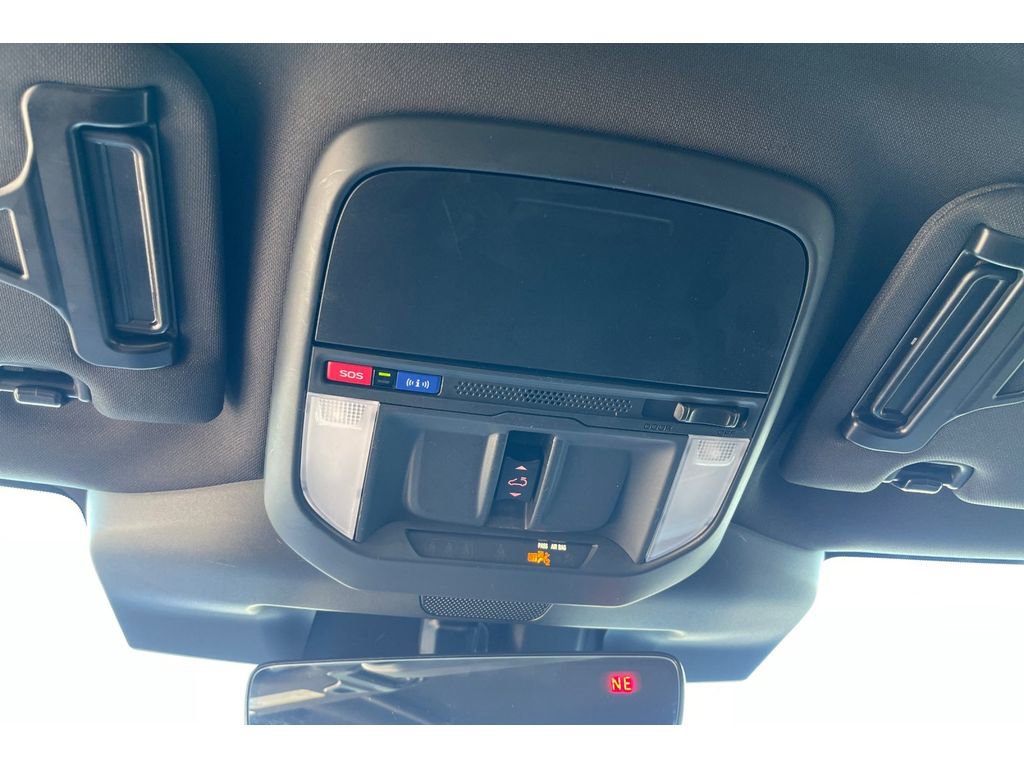 Used 2025 Subaru Forester Premium image 24