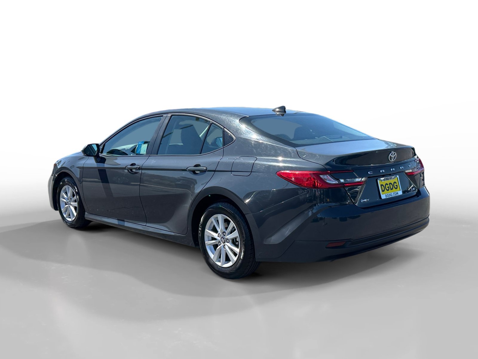 Used 2025 Toyota Camry LE FWD image 3