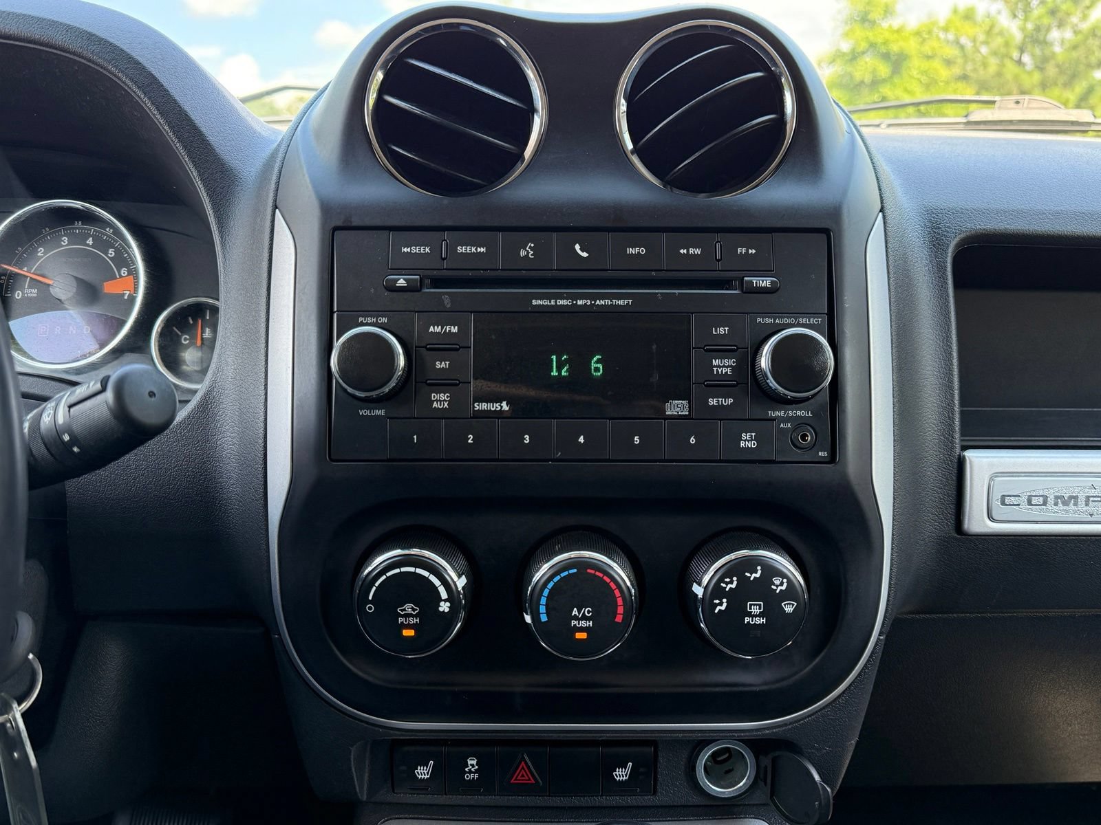 Used 2017 Jeep Compass High Altitude FWD image 29