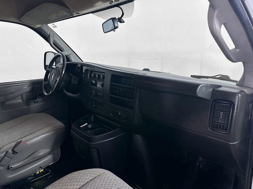 Used 2023 GMC Savana 2500 w/ Driver Convenience Package image 31