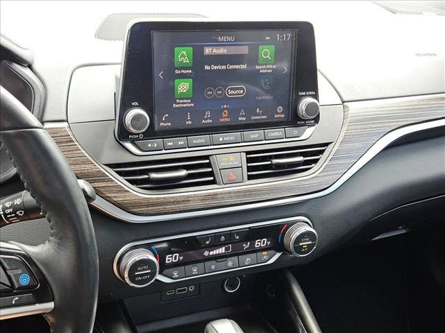 Used 2020 Nissan Altima 2.0 Platinum FWD image 13