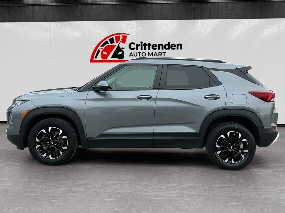 Used 2022 Chevrolet TrailBlazer LT w/ LPO, Blackout Package AWD/4WD image 15