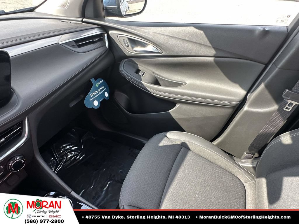 Certified 2024 Buick Encore GX Preferred FWD image 27