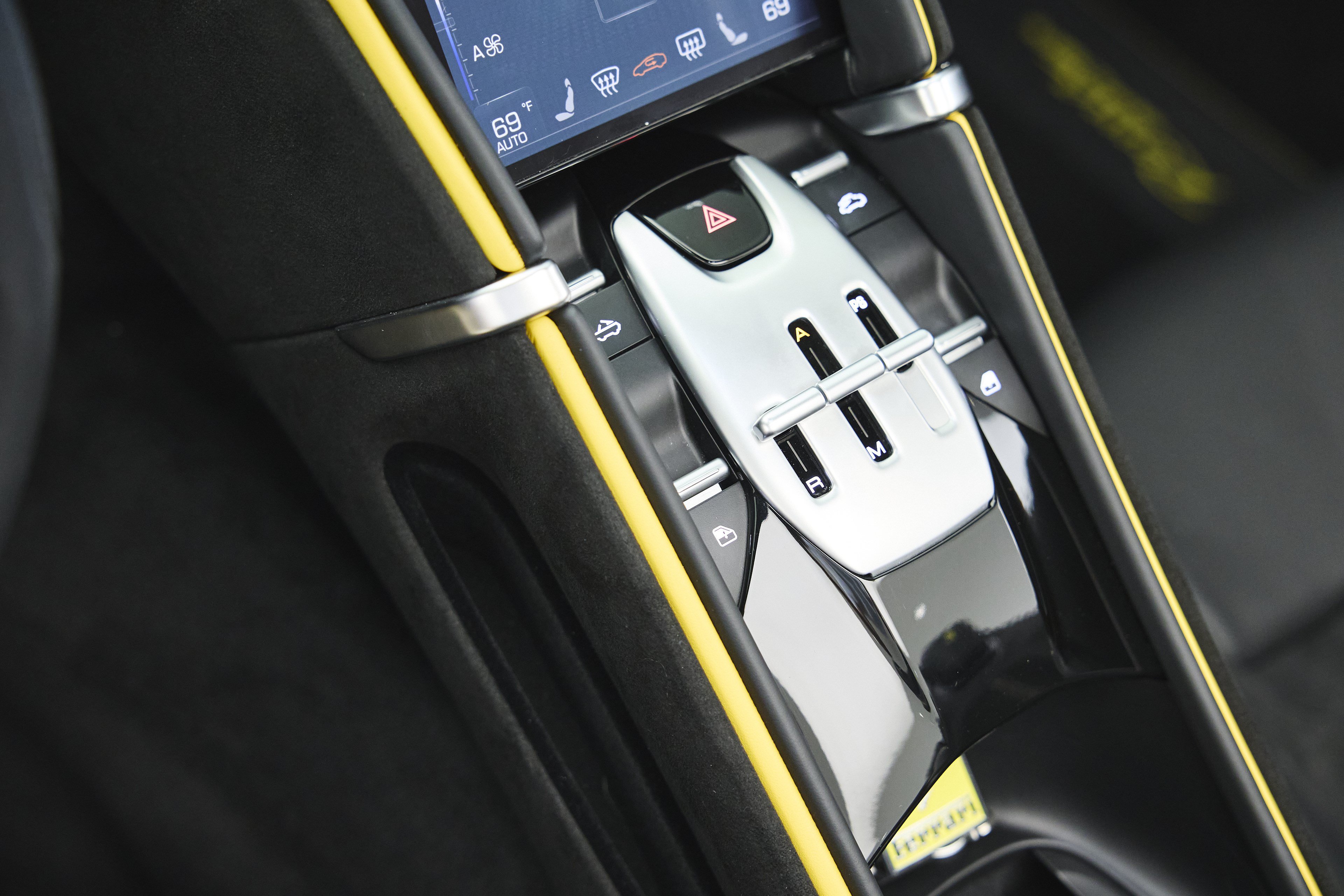 Used 2025 Ferrari Roma Spider RWD image 43
