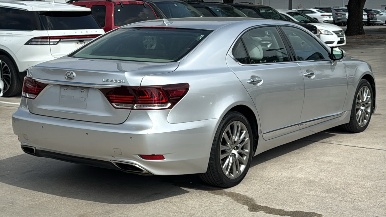 Used 2013 Lexus LS 460 L w/ Preferred Accessory Package image 7
