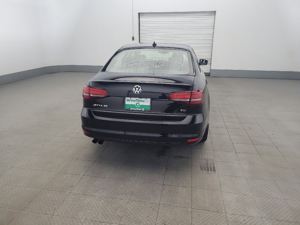 Used 2017 Volkswagen Jetta SE FWD image 7