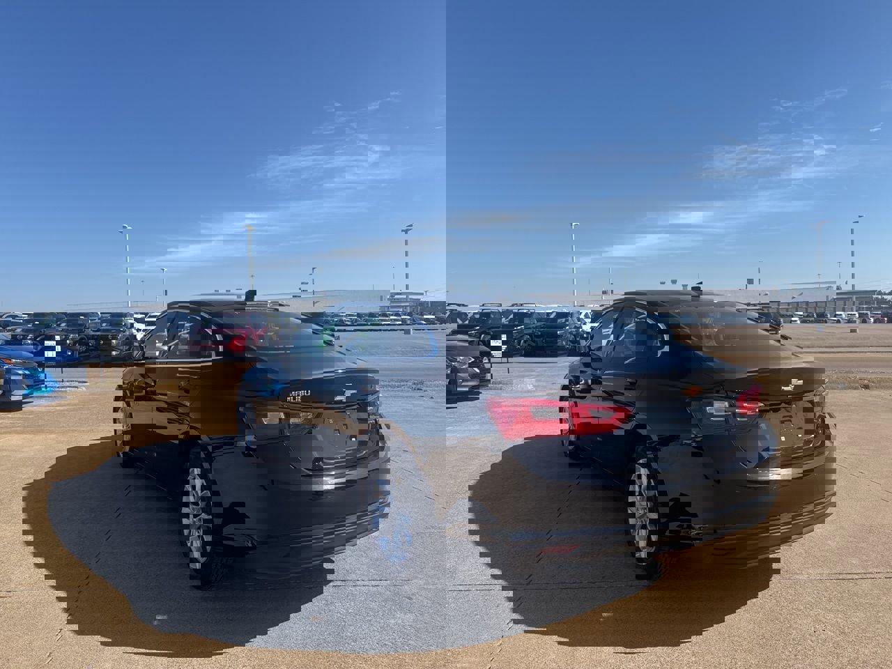 Used 2025 Chevrolet Malibu LT image 18