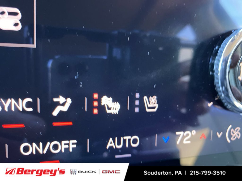 Certified 2026 GMC Yukon Denali w/ Sun & Power Step Package AWD/4WD image 38