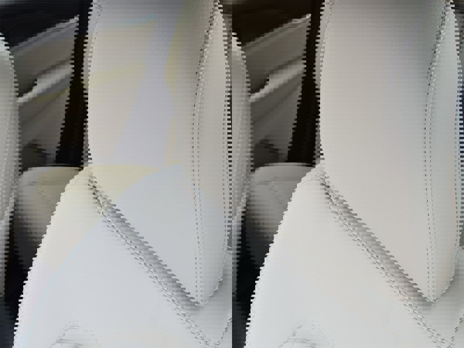 New 2025 Jeep Grand Cherokee Limited image 15