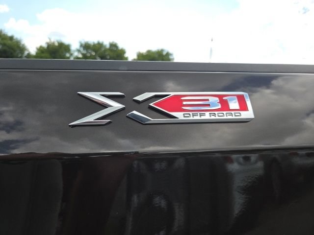 Used 2020 GMC Sierra 1500 SLE w/ SLE Value Package AWD/4WD image 25