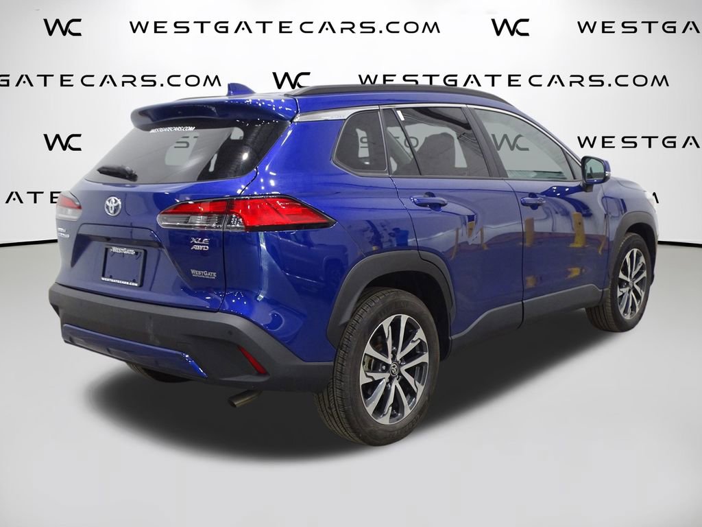 Used 2022 Toyota Corolla Cross XLE image 47