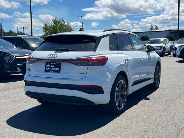 Used 2024 Audi Q4 e-tron Premium Plus w/ Premium Plus AWD/4WD image 5