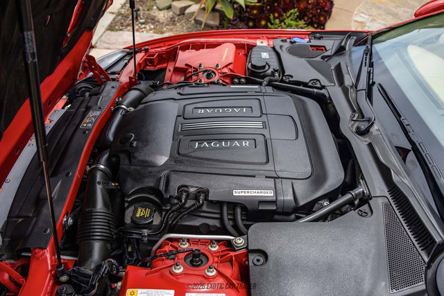Used 2010 Jaguar XKR R RWD image 23
