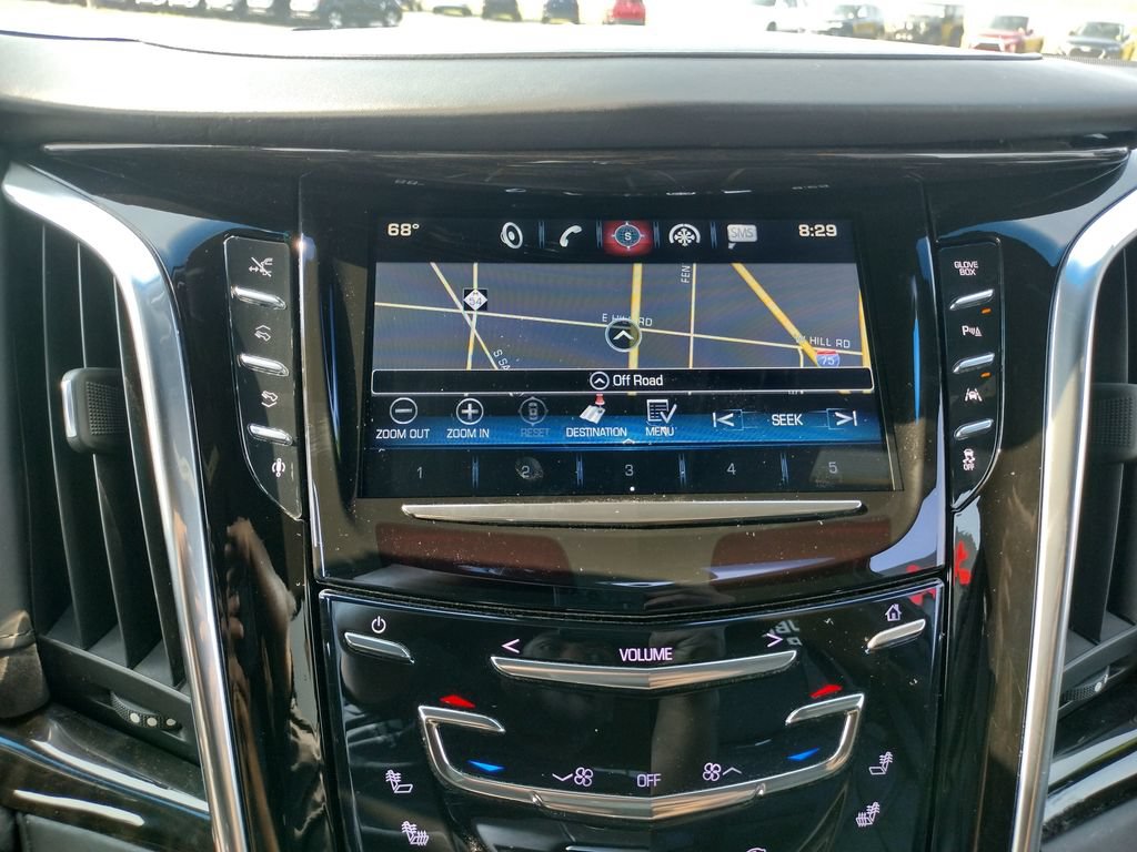 Used 2016 Cadillac Escalade Platinum AWD/4WD image 30
