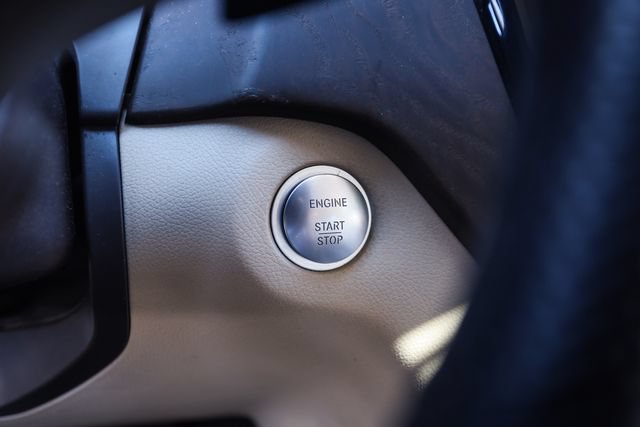 Used 2018 Mercedes-Benz GLE 350 4MATIC image 31
