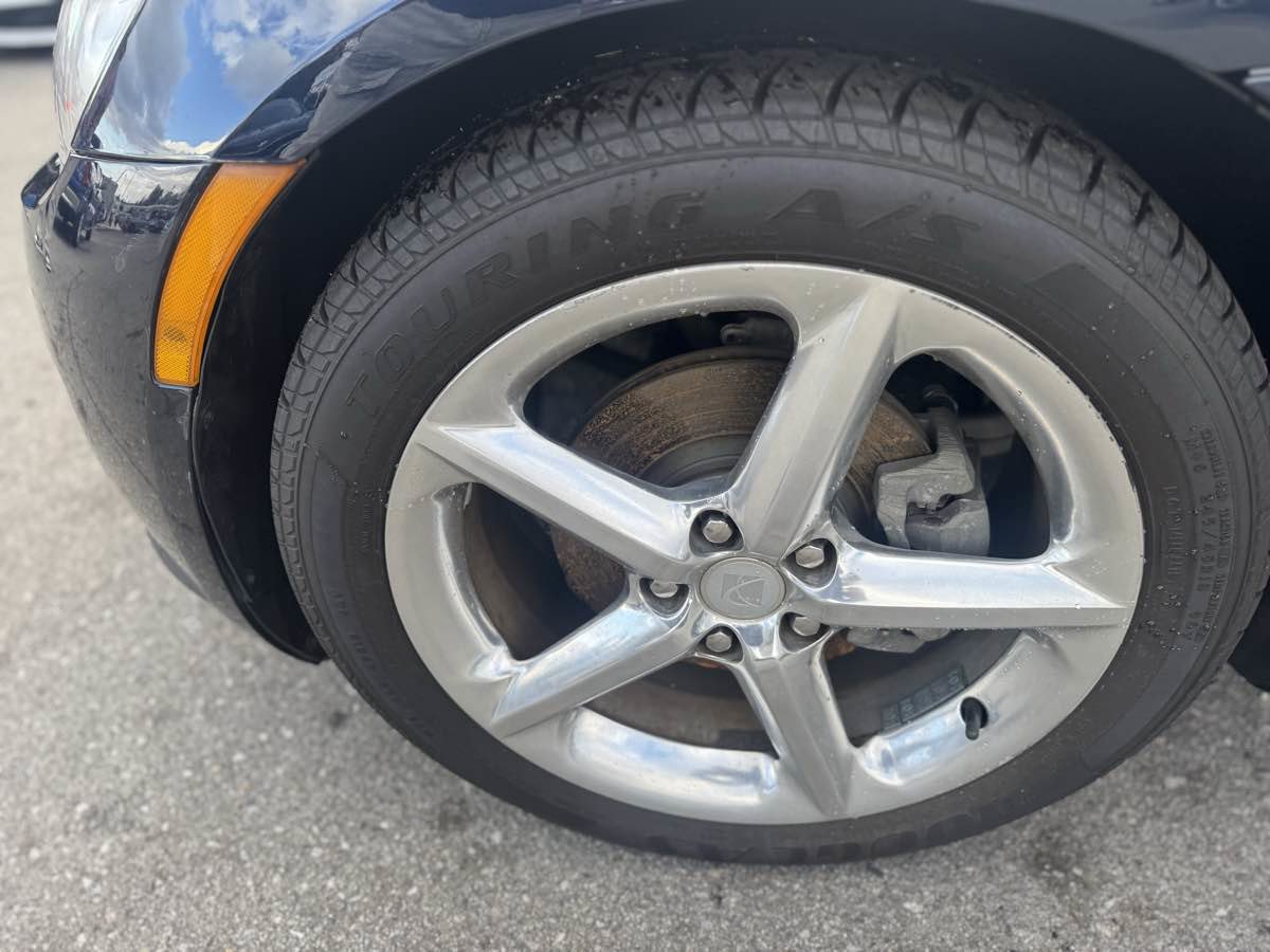Used 2007 Saturn Sky w/ Premium Trim Pkg image 4