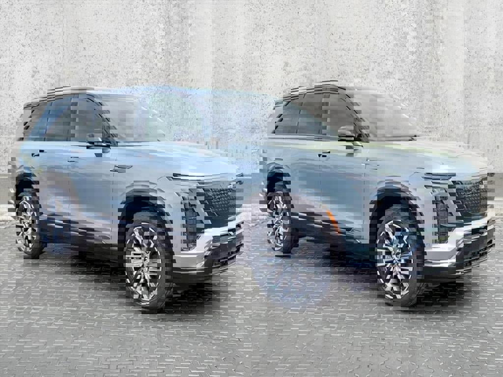 New 2026 Cadillac Vistiq Sport w/ LPO, Floor Liner Package image 2