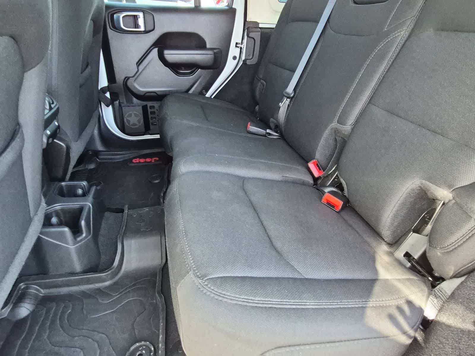 Used 2021 Jeep Wrangler Unlimited Sport AWD/4WD image 18