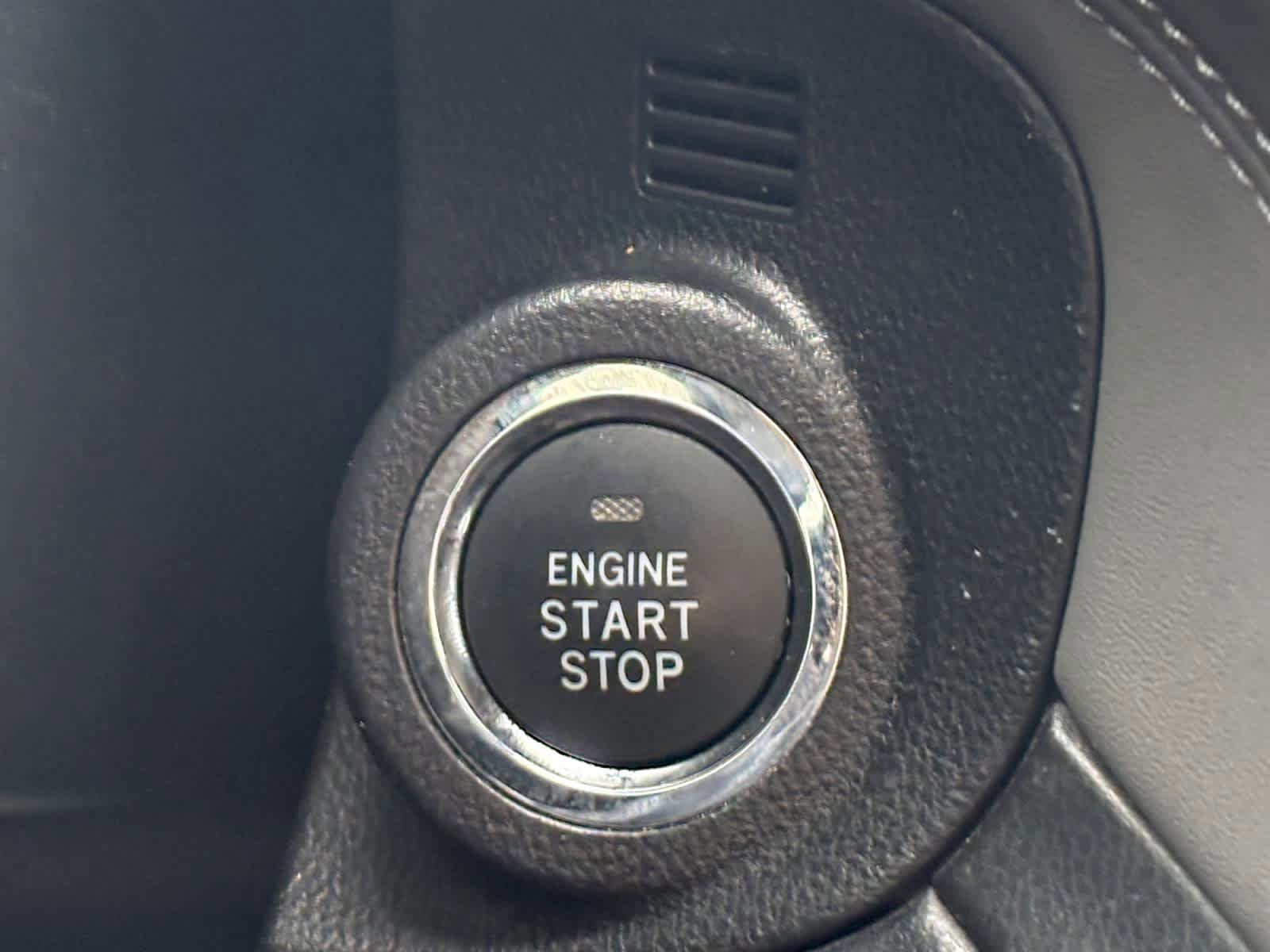 Used 2023 Subaru Outback Onyx Edition image 7