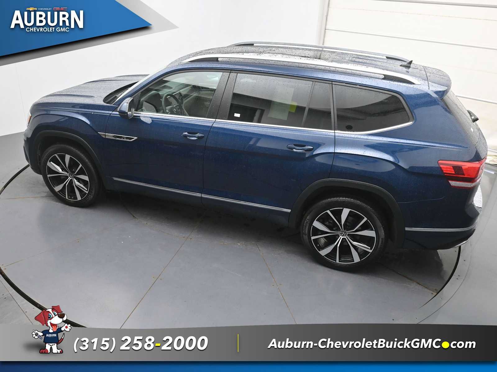 Used 2019 Volkswagen Atlas SEL R-Line AWD/4WD image 32